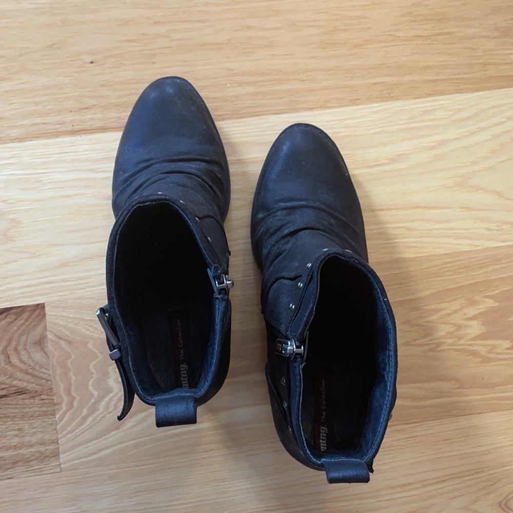Booties - Picture 3 of 4